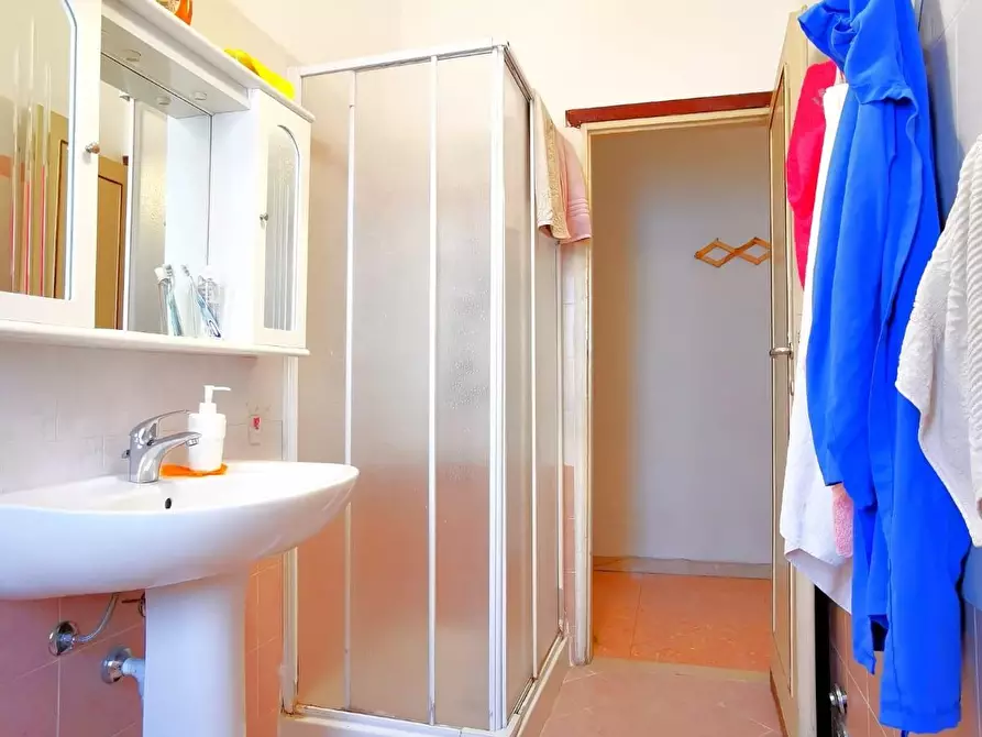 Immagine 15 di Appartamento in vendita  a Pisa