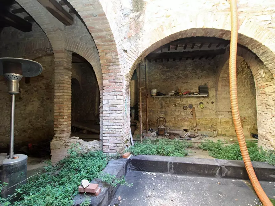 Immagine 9 di Porzione di casa in vendita  a Castelnuovo Berardenga