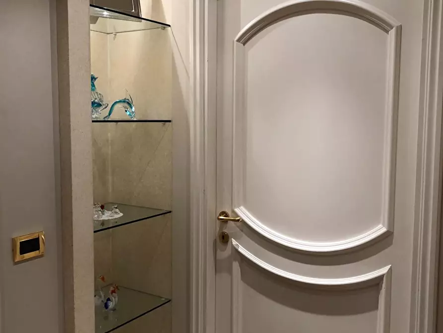 Immagine 12 di Villa in vendita  a Fucecchio