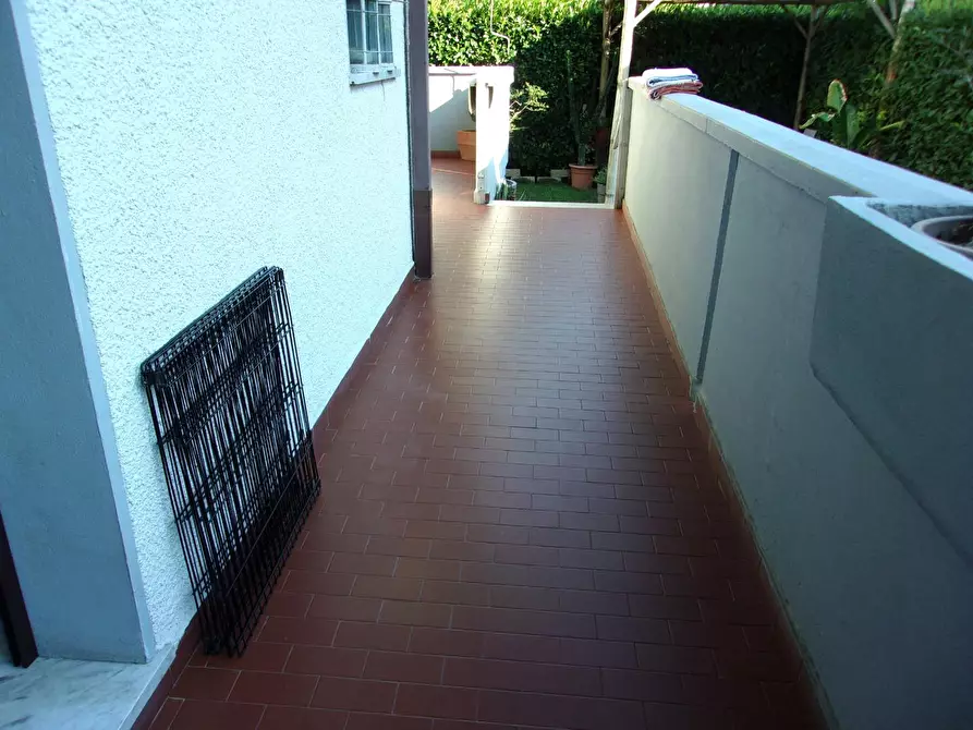 Immagine 20 di Appartamento in vendita  a Massa