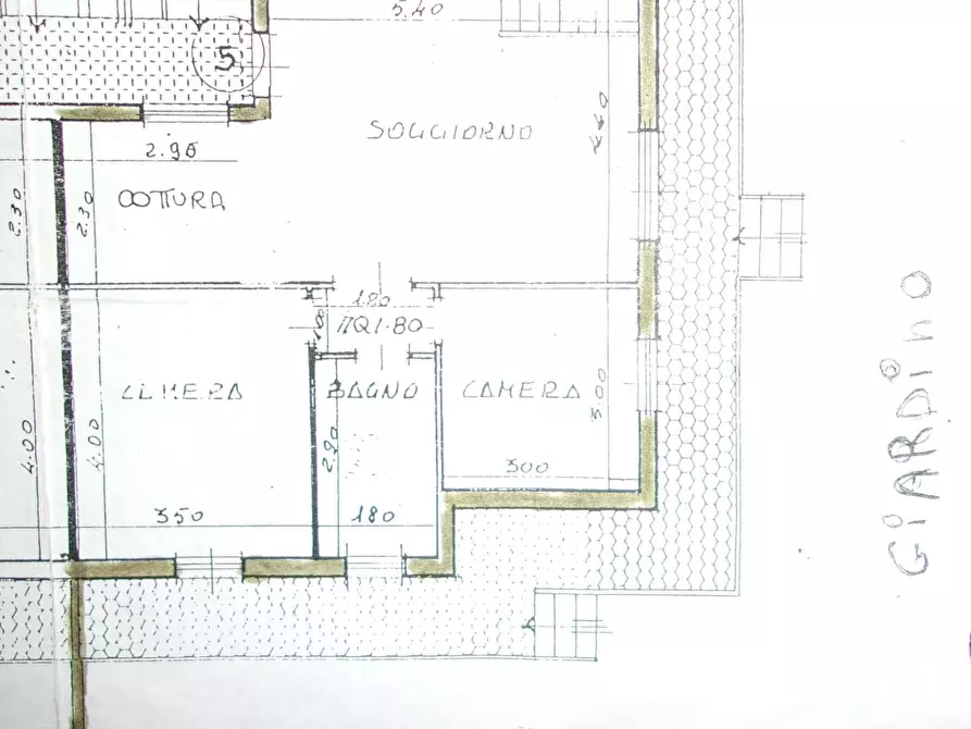 Immagine 27 di Appartamento in vendita  a Massa