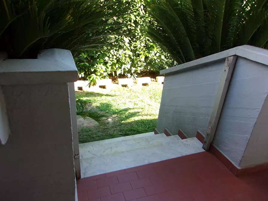 Immagine 22 di Appartamento in vendita  a Massa