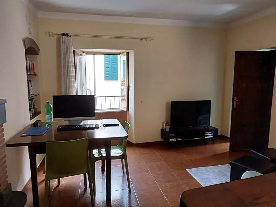 Immagine 5 di Appartamento in vendita  a Massa