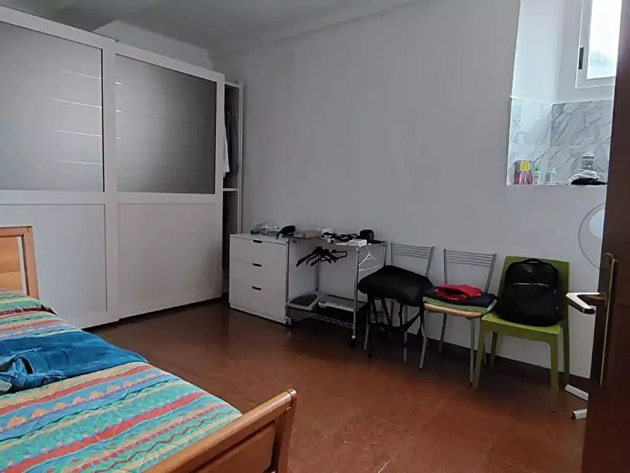 Immagine 11 di Appartamento in vendita  a Massa