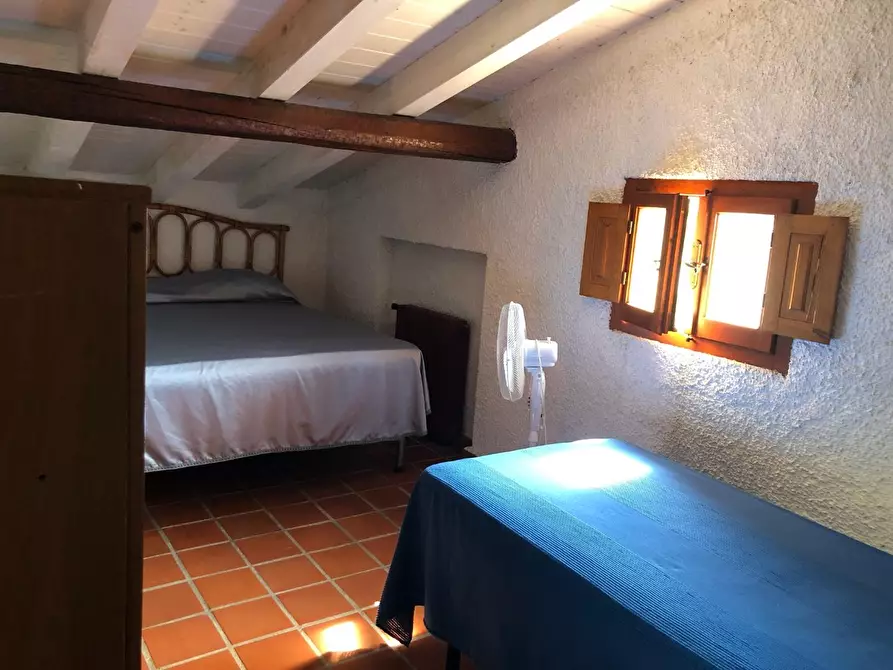 Immagine 4 di Casa semindipendente in vendita  a Montignoso