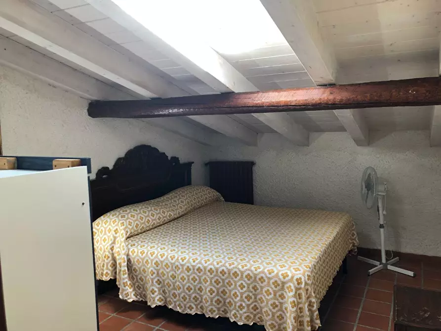 Immagine 5 di Casa semindipendente in vendita  a Montignoso