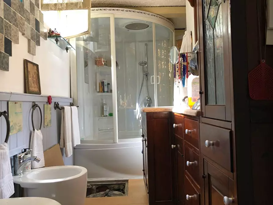 Immagine 23 di Casa semindipendente in vendita  a Montignoso