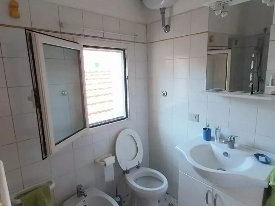 Immagine 12 di Terratetto in affitto  a Cascina