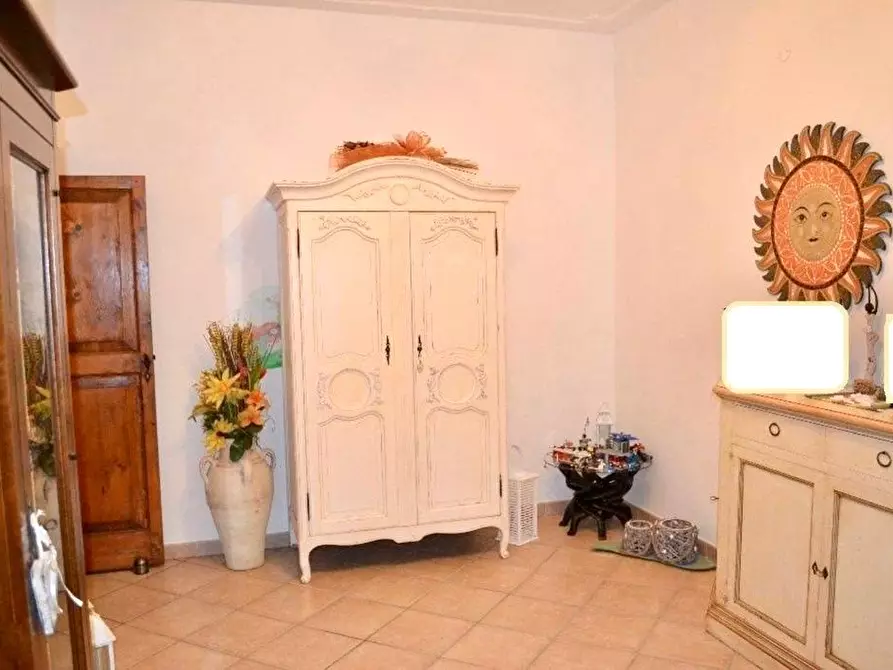 Immagine 8 di Appartamento in vendita  a Massa