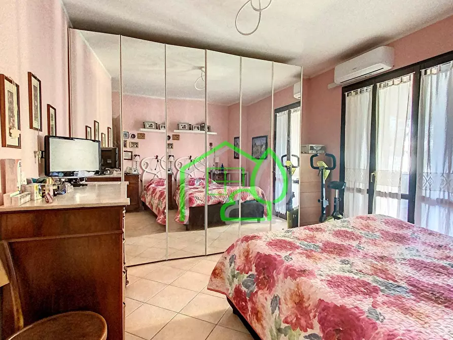 Immagine 19 di Villetta a schiera in vendita  a Viareggio