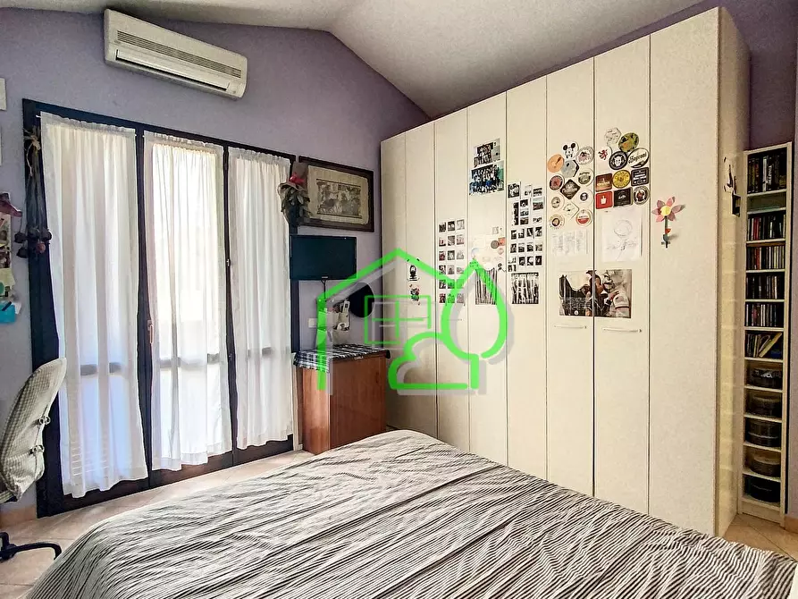 Immagine 28 di Villetta a schiera in vendita  a Viareggio