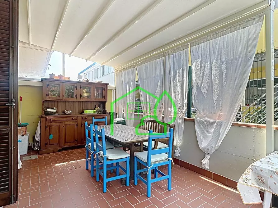 Immagine 33 di Villetta a schiera in vendita  a Viareggio