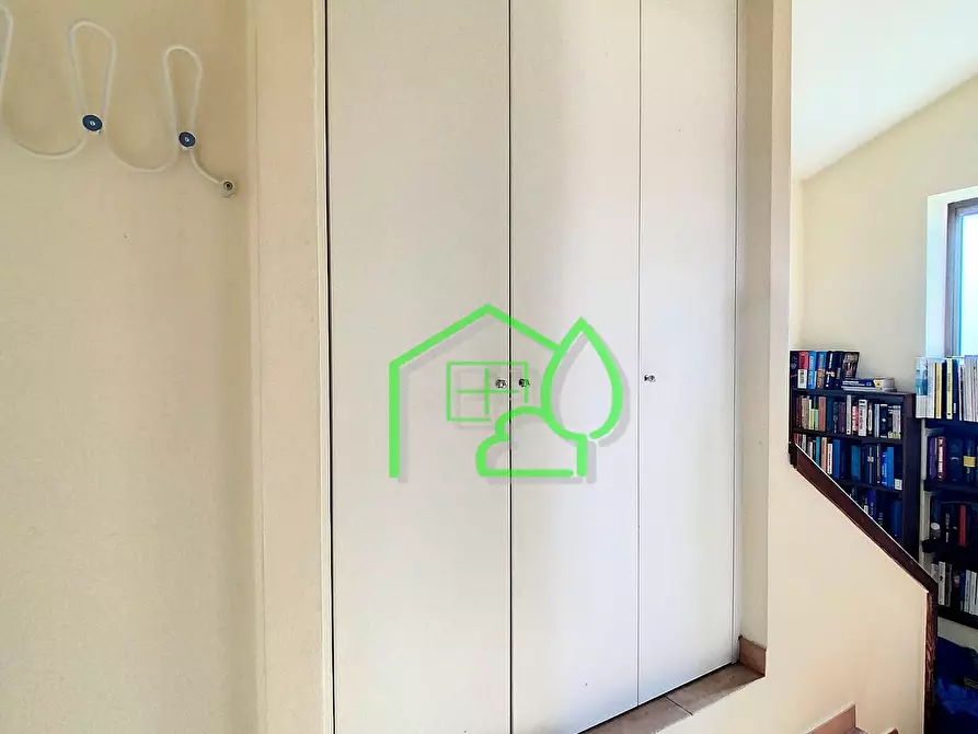 Immagine 29 di Villetta a schiera in vendita  a Viareggio