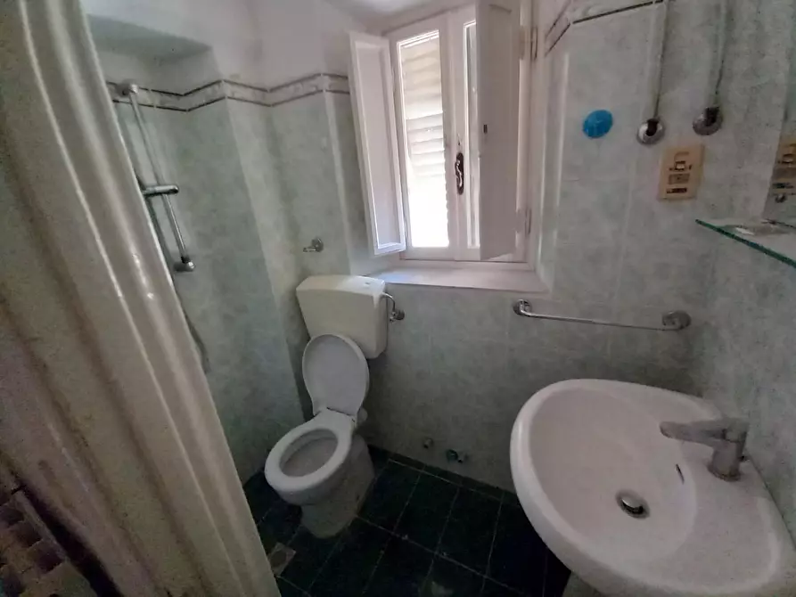 Immagine 8 di Terratetto in vendita  a Lucca