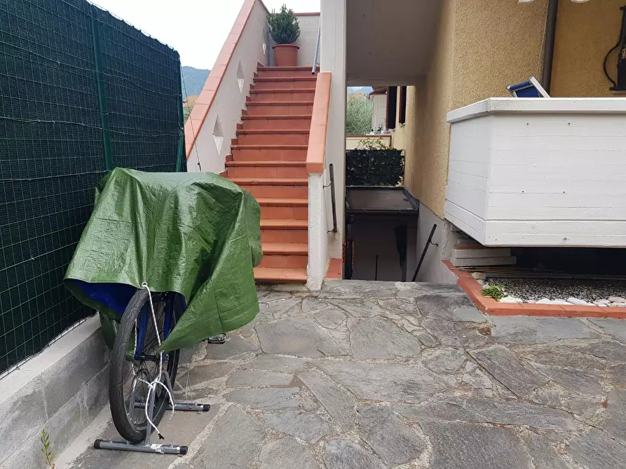 Immagine 12 di Appartamento in vendita  a Massa