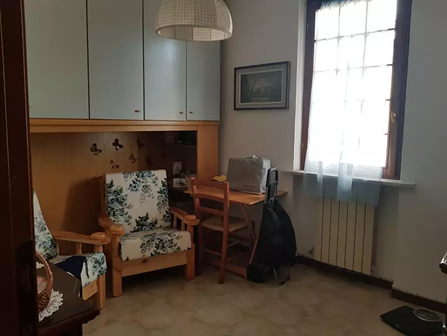 Immagine 7 di Appartamento in vendita  a Massa