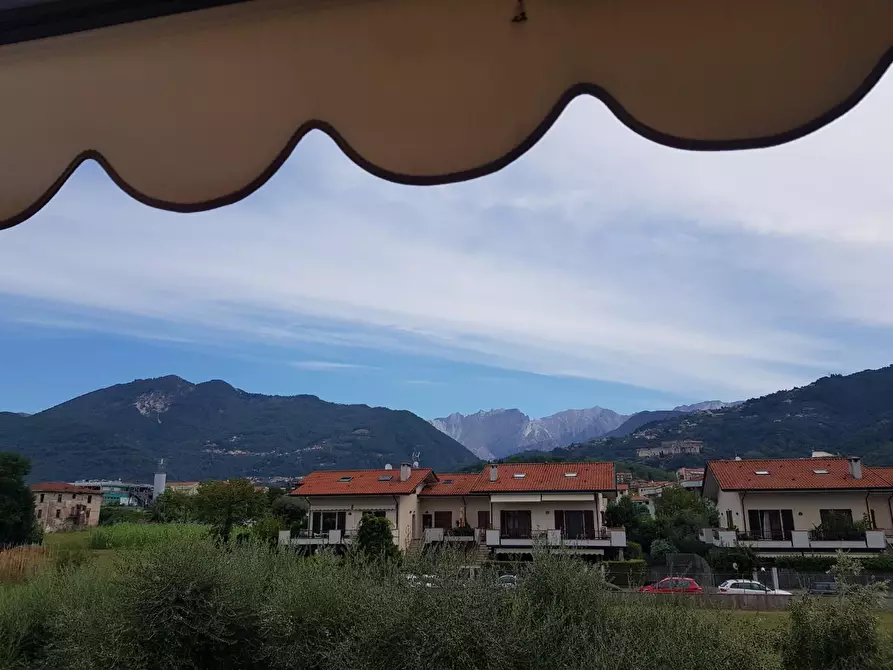 Immagine 15 di Appartamento in vendita  a Massa