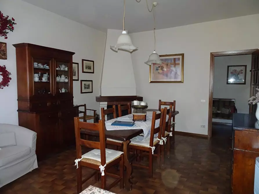 Immagine 2 di Appartamento in vendita  a Bientina