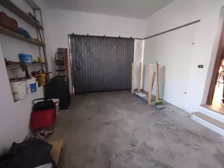 Immagine 42 di Casa semindipendente in vendita  a Castelnuovo Magra