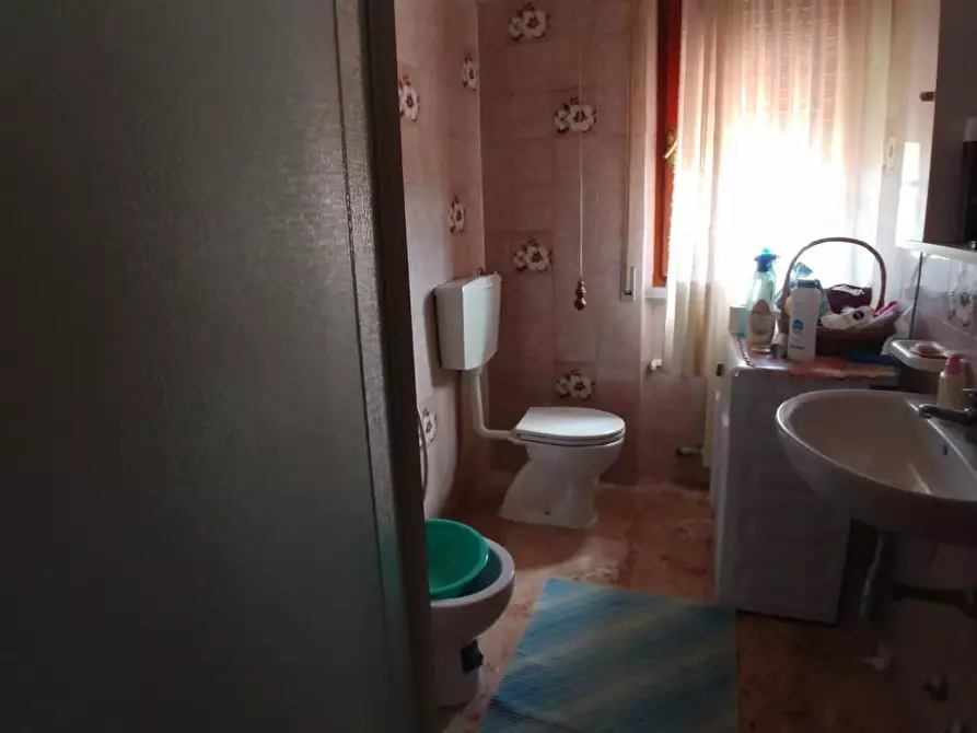 Immagine 17 di Casa semindipendente in vendita  a Castelnuovo Magra