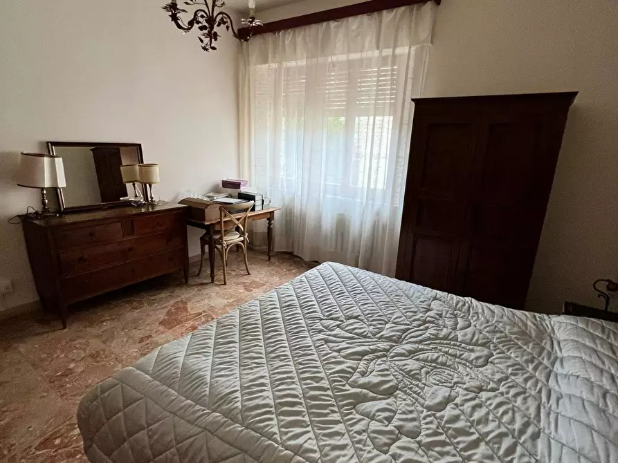 Immagine 2 di Appartamento in affitto  a Siena