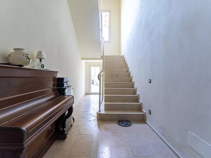 Immagine 30 di Appartamento in vendita  a Empoli