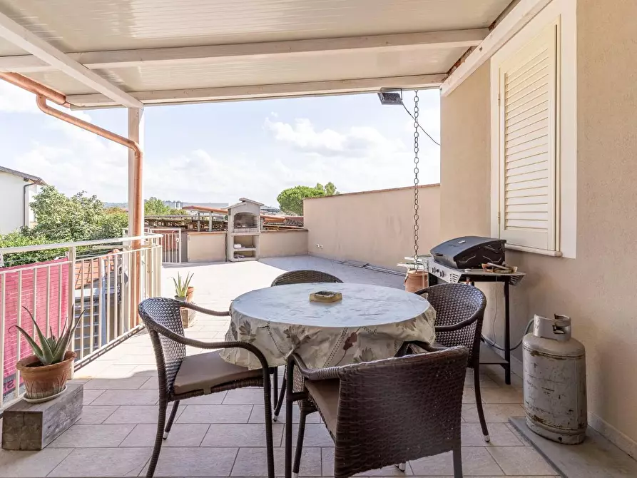 Immagine 14 di Appartamento in vendita  a Empoli