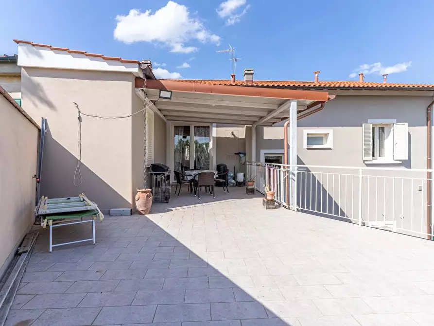 Immagine 12 di Appartamento in vendita  a Empoli