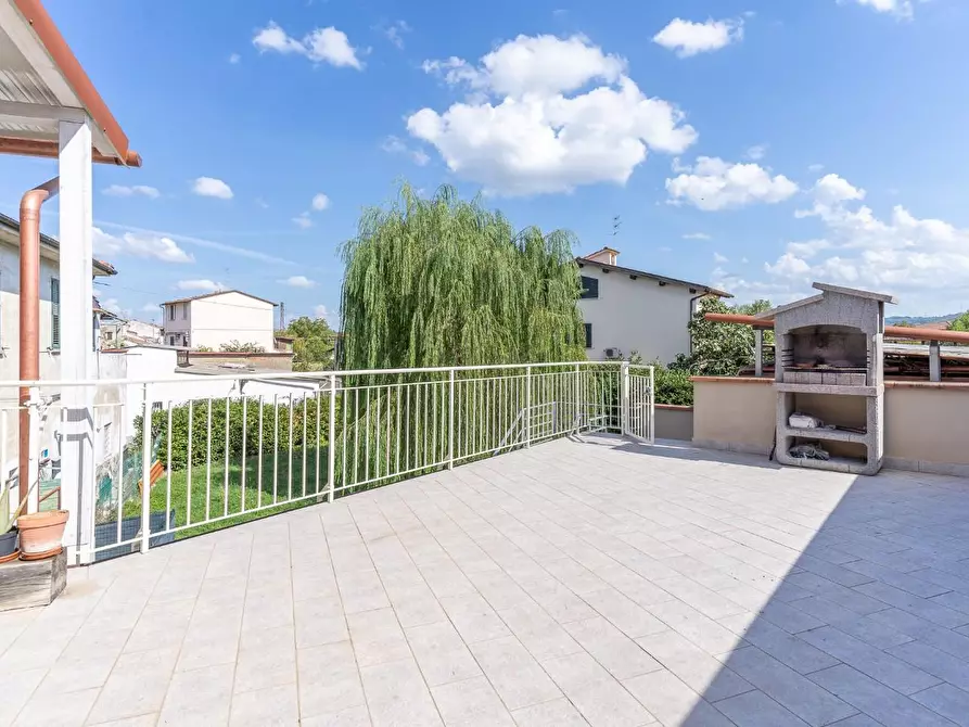 Immagine 16 di Appartamento in vendita  a Empoli