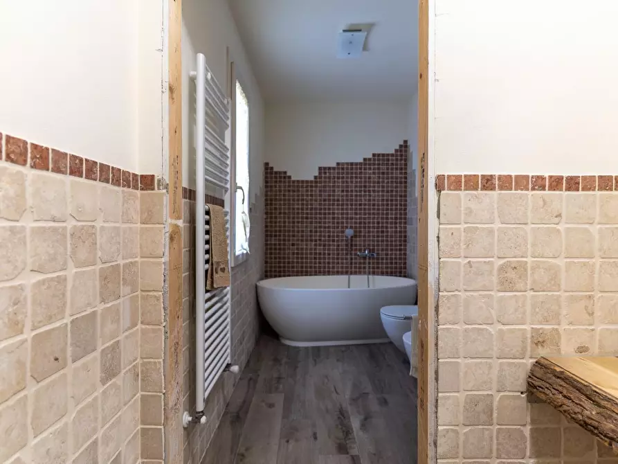 Immagine 21 di Appartamento in vendita  a Empoli