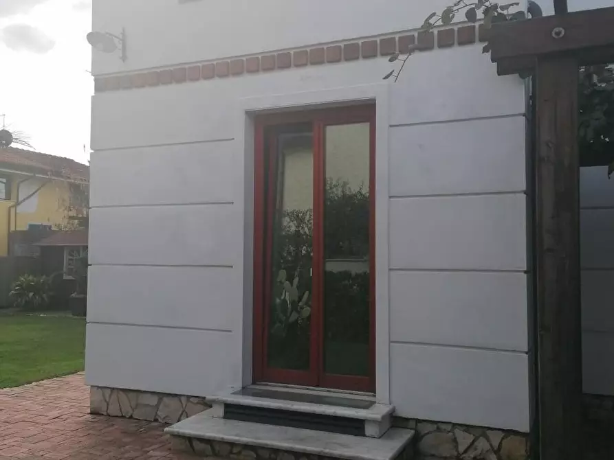 Immagine 29 di Porzione di casa in vendita  a Ortonovo