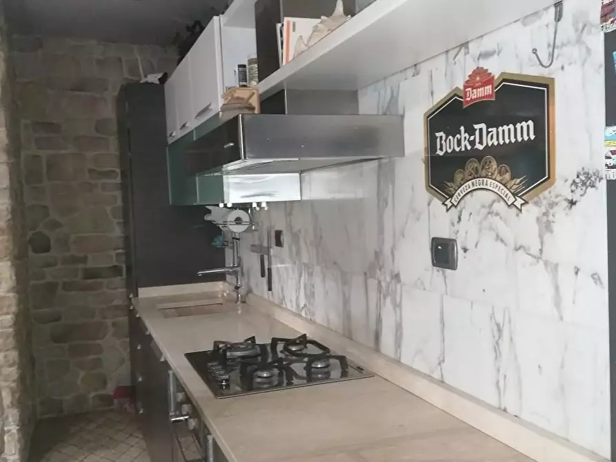 Immagine 20 di Porzione di casa in vendita  a Ortonovo