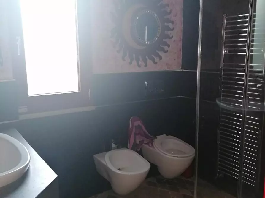 Immagine 14 di Porzione di casa in vendita  a Ortonovo