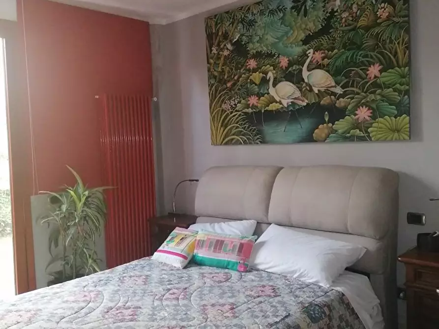 Immagine 27 di Porzione di casa in vendita  a Ortonovo