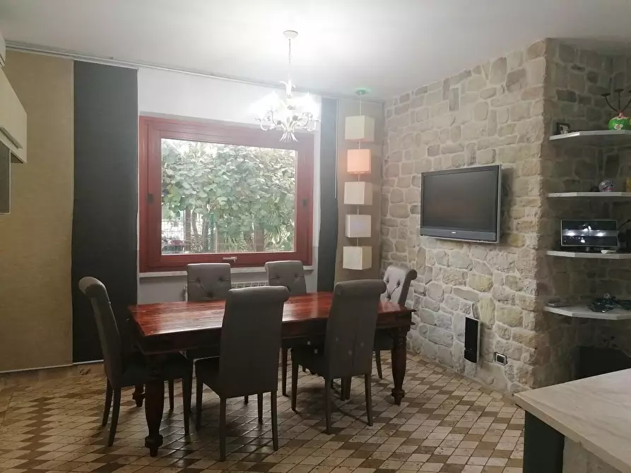 Immagine 21 di Porzione di casa in vendita  a Ortonovo