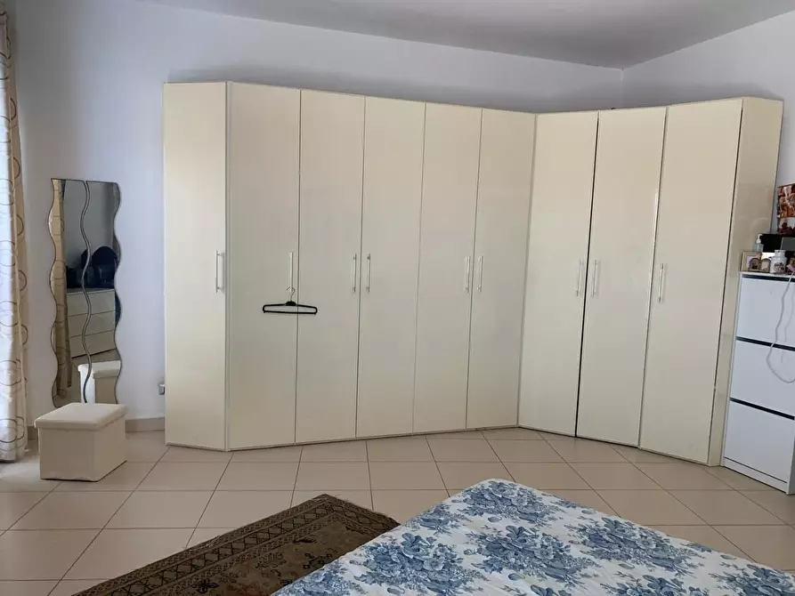 Immagine 13 di Appartamento in vendita  a Livorno