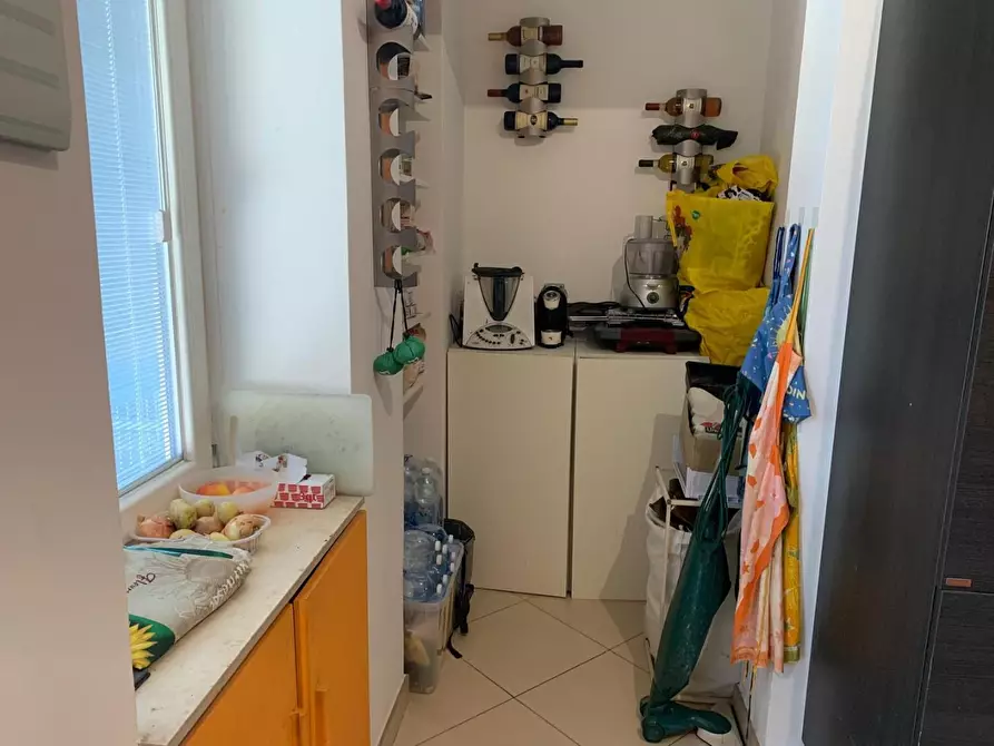 Immagine 7 di Appartamento in vendita  a Livorno