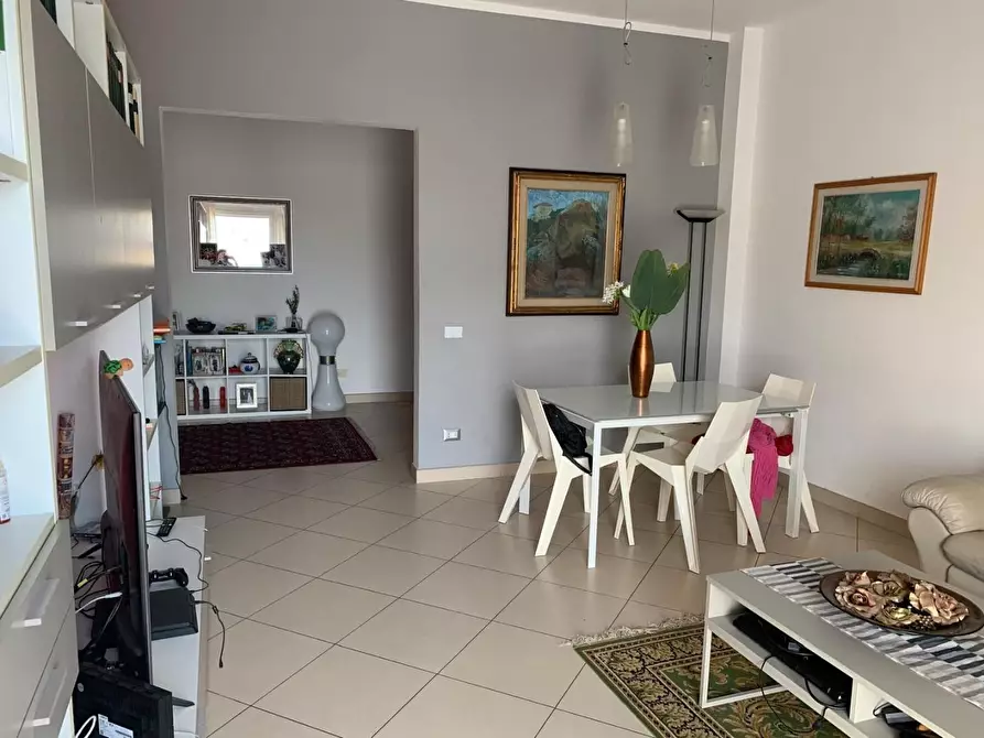 Immagine 4 di Appartamento in vendita  a Livorno