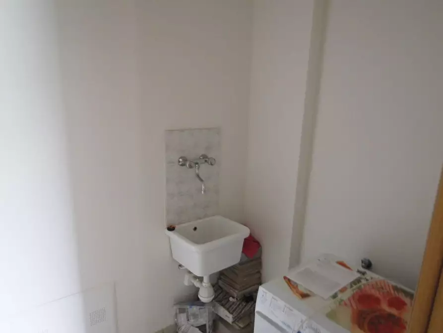 Immagine 10 di Appartamento in affitto  a Vinci