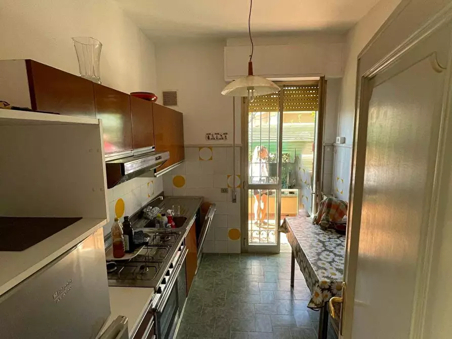 Immagine 4 di Villa in vendita  a Pietrasanta