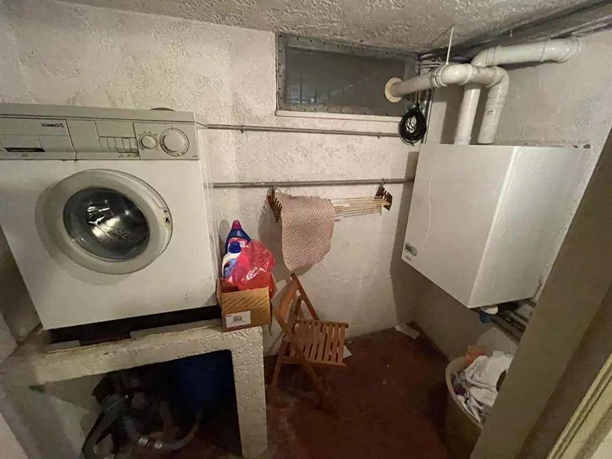 Immagine 18 di Villa in vendita  a Pietrasanta