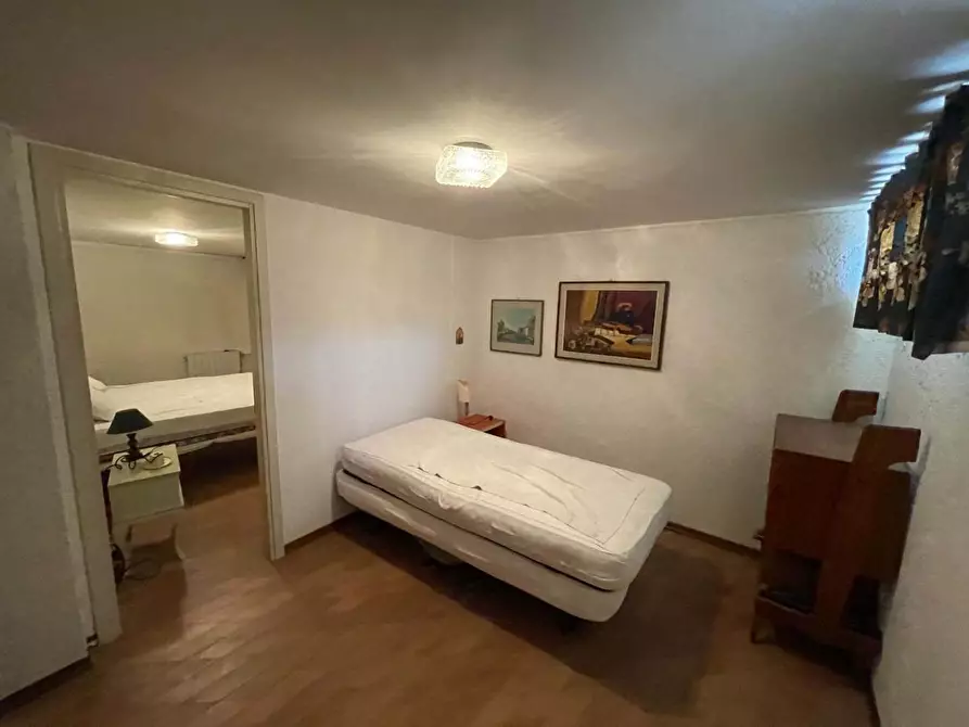 Immagine 17 di Villa in vendita  a Pietrasanta