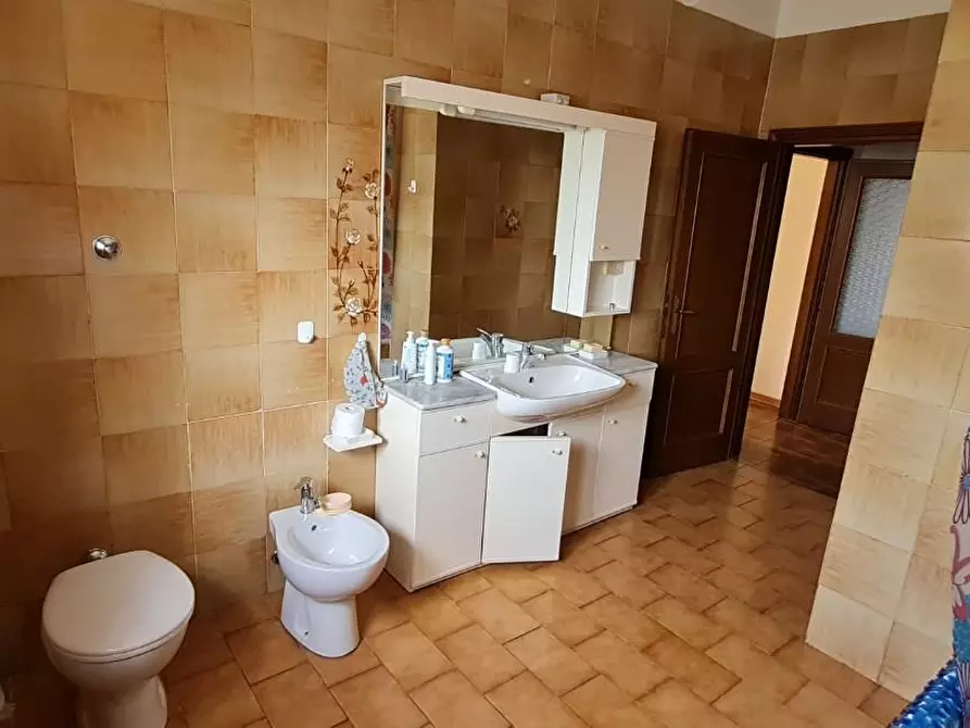 Immagine 8 di Appartamento in vendita  a Castellina In Chianti