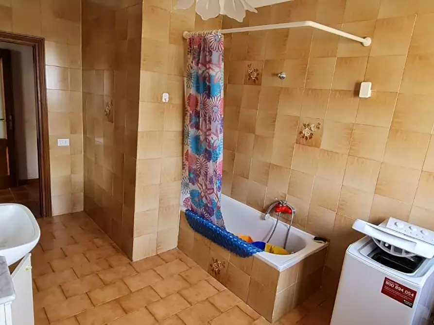 Immagine 9 di Appartamento in vendita  a Castellina In Chianti