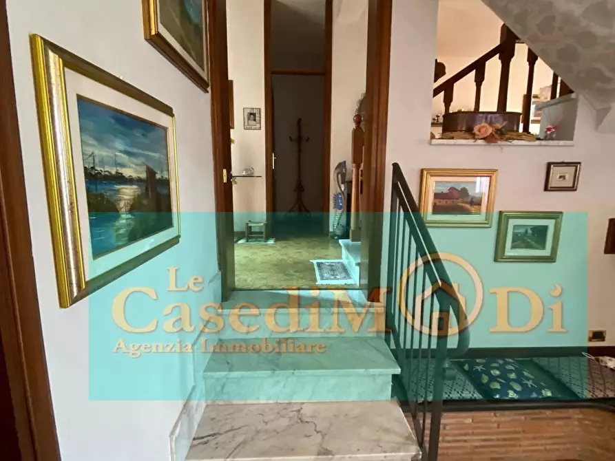 Immagine 19 di Casa semindipendente in vendita  a Collesalvetti