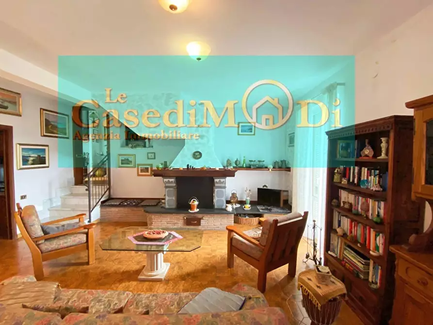 Immagine 11 di Casa semindipendente in vendita  a Collesalvetti