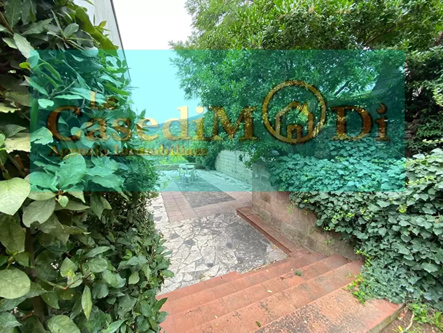 Immagine 6 di Casa semindipendente in vendita  a Collesalvetti