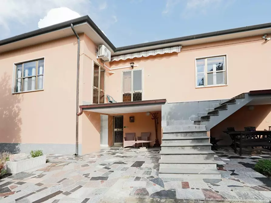 Immagine 32 di Casa indipendente in vendita  a Collesalvetti