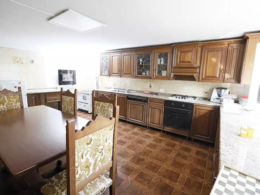 Immagine 36 di Casa indipendente in vendita  a Collesalvetti