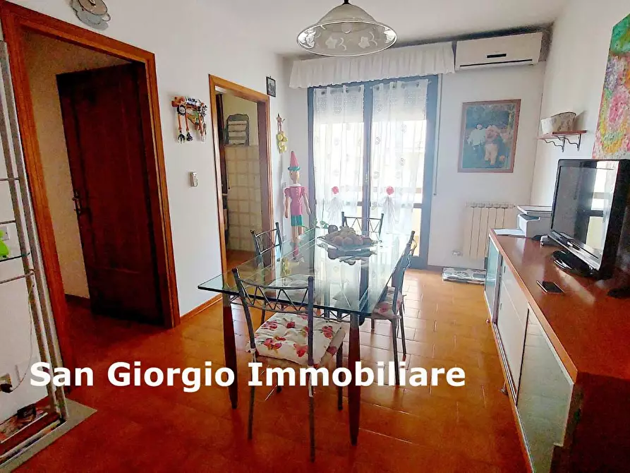 Immagine 2 di Appartamento in vendita  a Pisa